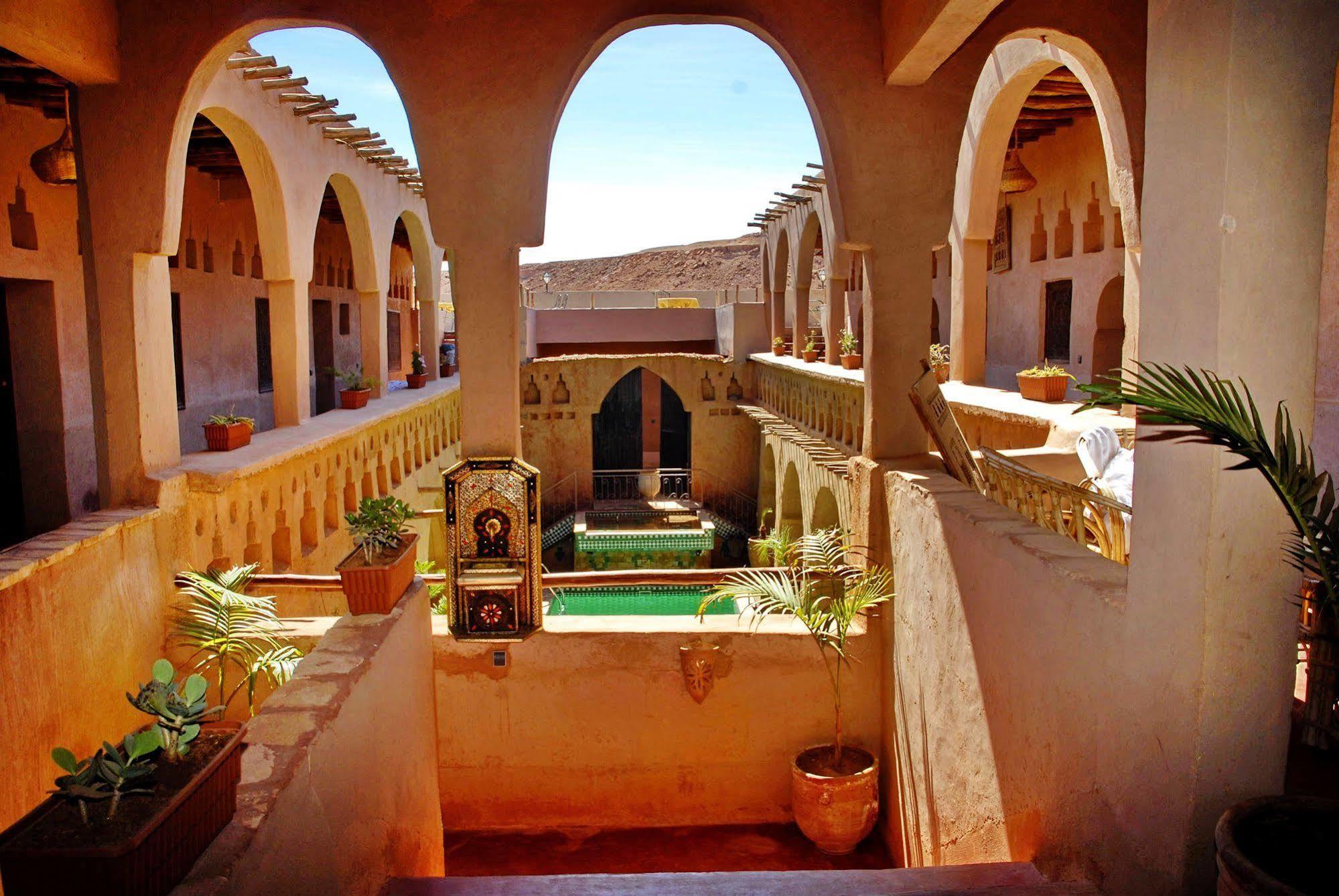 Riad Maktoub Аит Бен Хаду Екстериор снимка